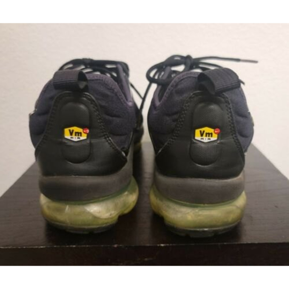 *READ* Nike Air Vapormax Plus Black Volt Green Mens Size 7.5 924453-015 Running main image 12